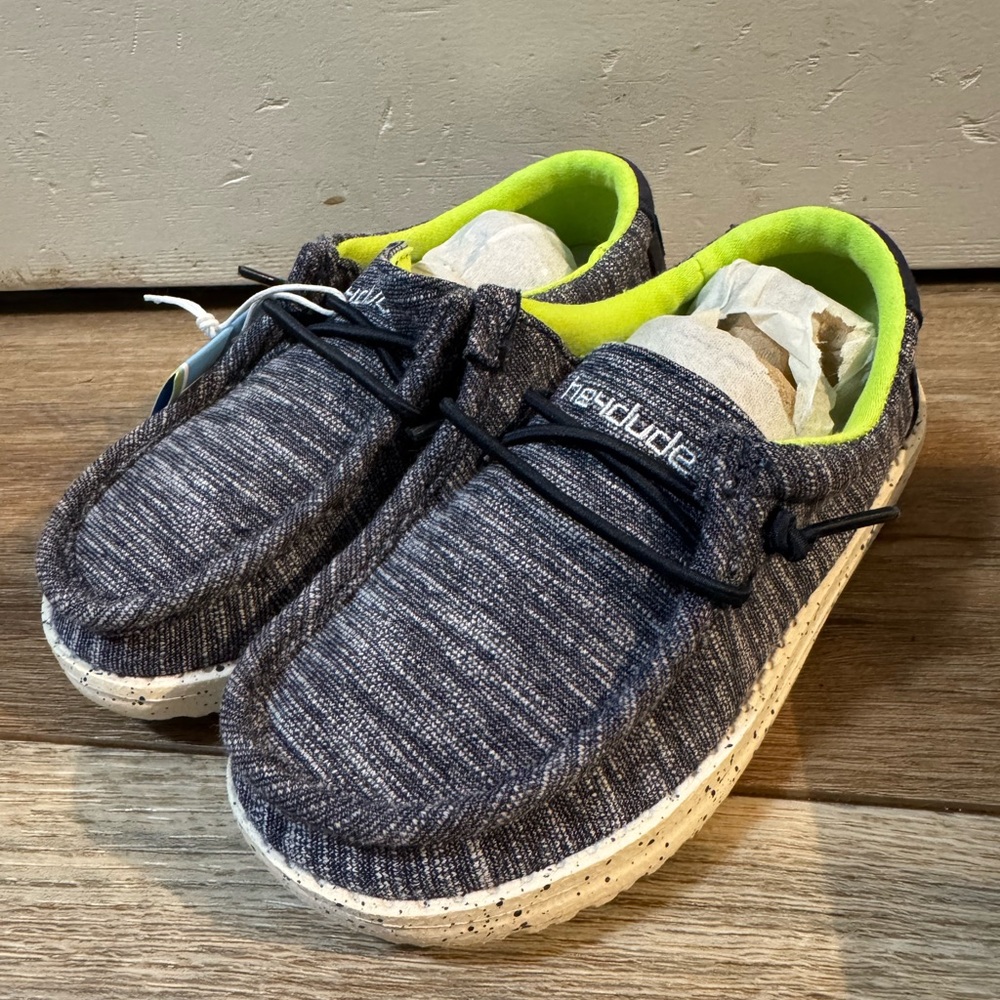 Hey Dude Kids Shoes Size 9